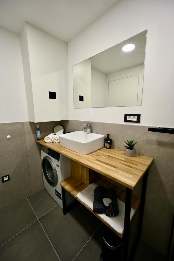 Poseidon Apartment Izola Exteriör bild